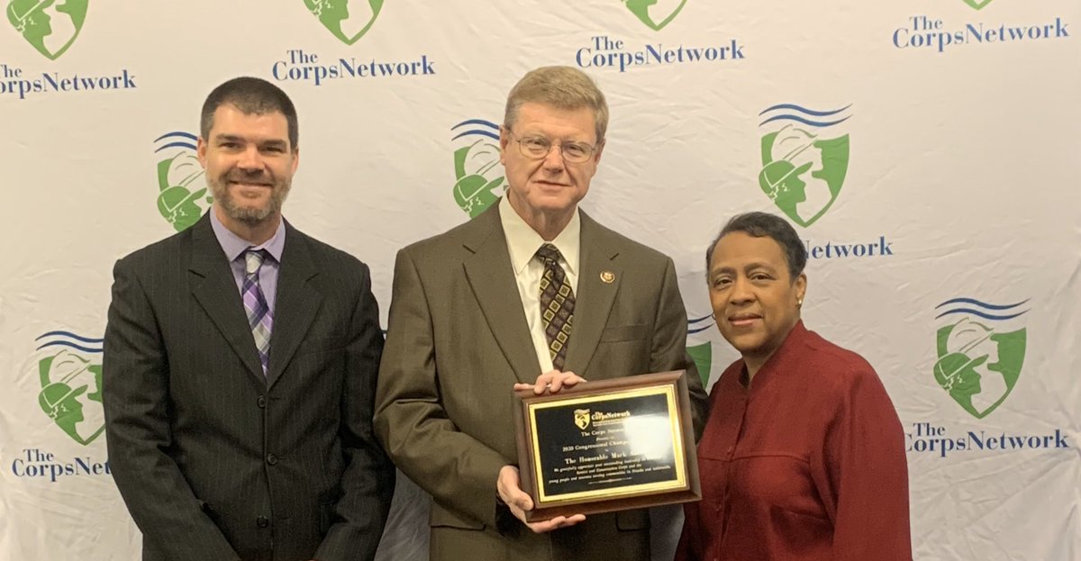 TheCorpsNetwork's tweet image. Thank you @MarkAmodeiNV2. We are pleased to present you with our 2020 Congressional Champion Award. We are glad to learn you’re a Youth Conservation Corps alum! Thank you for your support of #nationalservice programs like NV Conservation Corps @GBInstitute #CorpsWork #21CSC