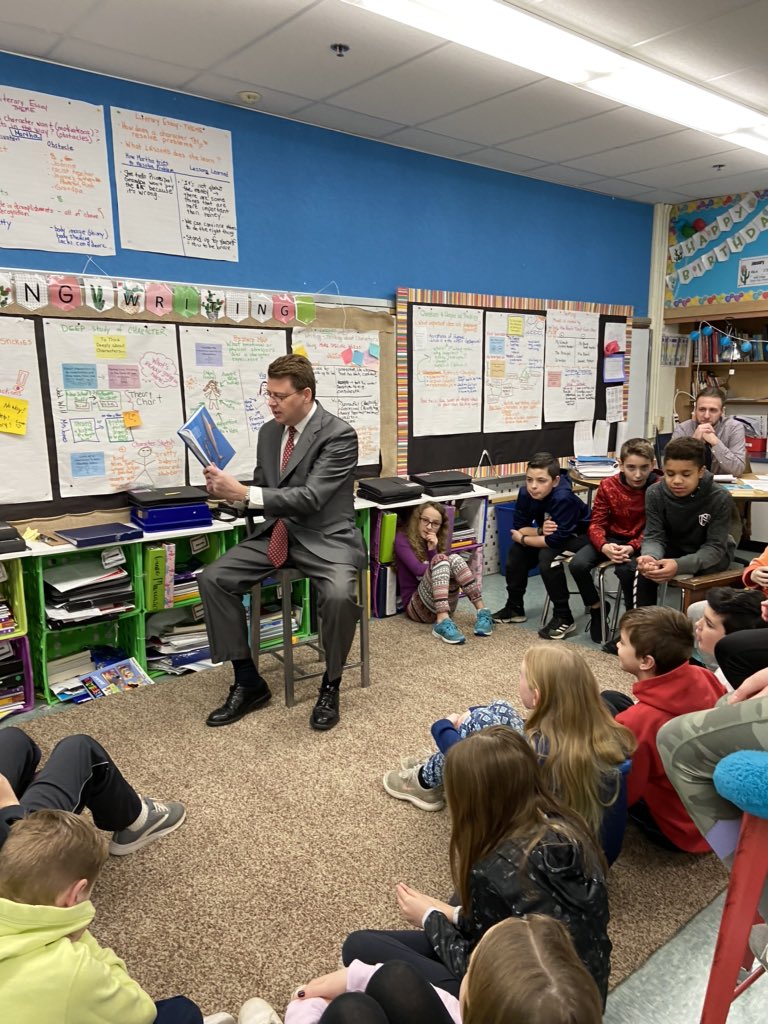 AntoliniES's tweet photo. Thank you to everyone who came to read to our students on Northwest Connecticut Read Aloud Day! Our volunteers and @NWCTChamber make this day possible each year! https://t.co/2C4fNU3yDd