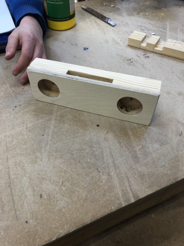 CicWood's tweet photo. 1sy years are busy this morning trying to get their Wooden amplified speakers finished for the midterm break👌🔊✏️🔨#design #music #woodtech https://t.co/OrSHJvdWap