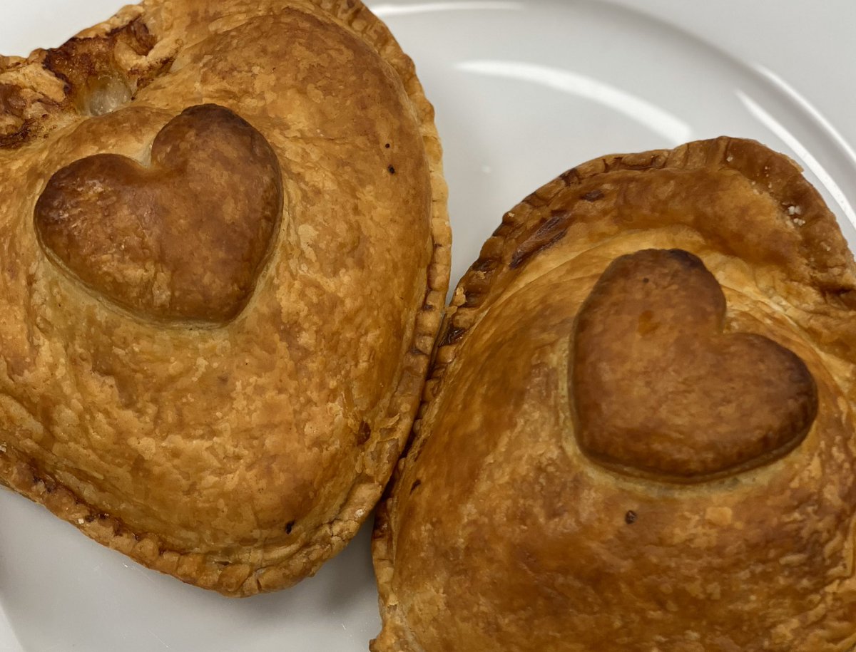 Pin-it Pastry Ltd tweet media