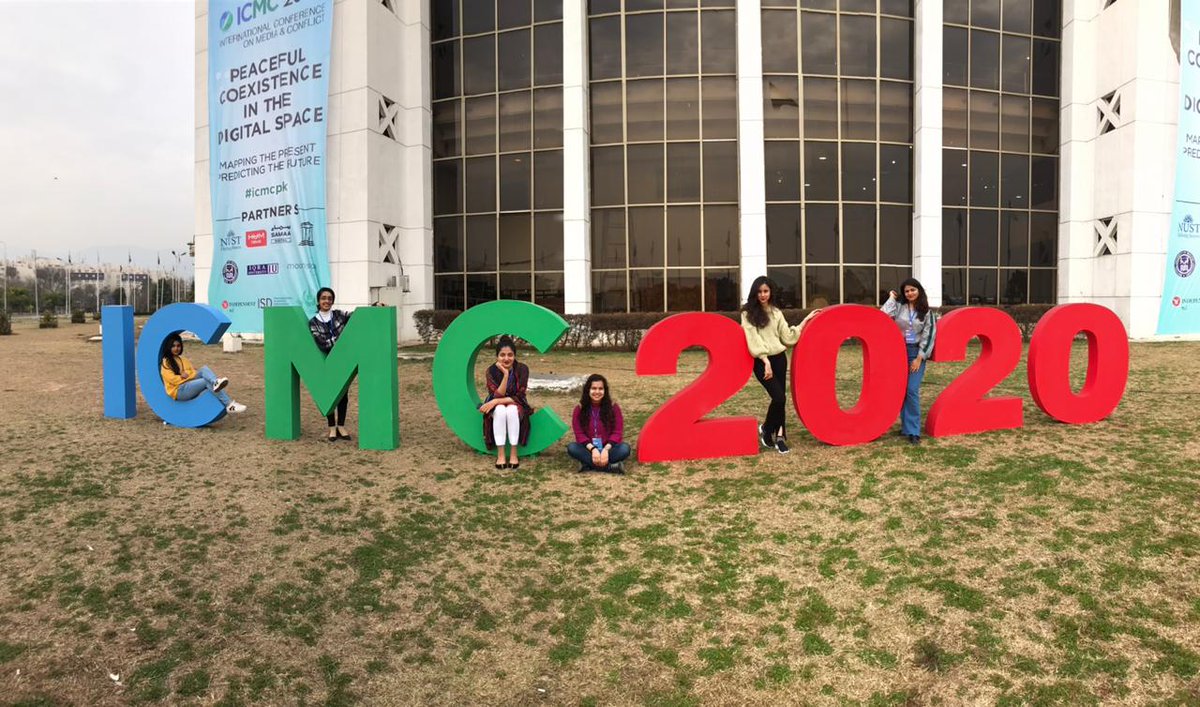 Zookachi's tweet photo. Today at the international conference on media and conflict discussing building peace in Digital age.
#ICMCPK #Nust
#CurbtheFake
#StopHateSpeech
#FactsNotFake
#FactCheck
#StopDisinformation
#DigitalLiteracy https://t.co/k2kd7JWBWD