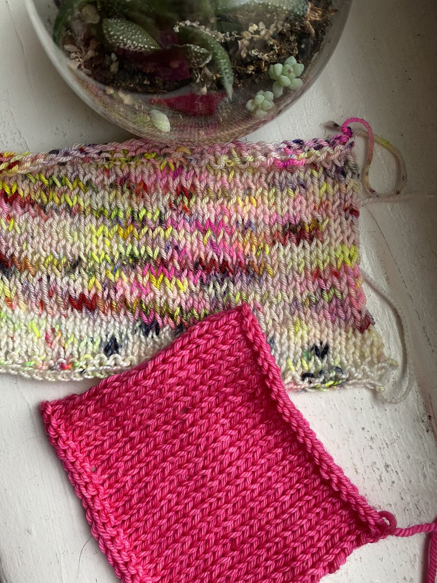 CityStitchette's tweet image. I have few words for how disgusted I am with the state of US politics/government right now, but I do have yarn for
#swatching on #woollovewednesday