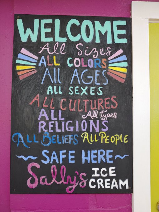 #WednesdayWisdom at the ice cream shop yesterday ❤💛💚💙💜 https://t.co/LLYKuha8N1<a href="/tag/wednesdaywisdom"class="tags">#WednesdayWisdom</a>