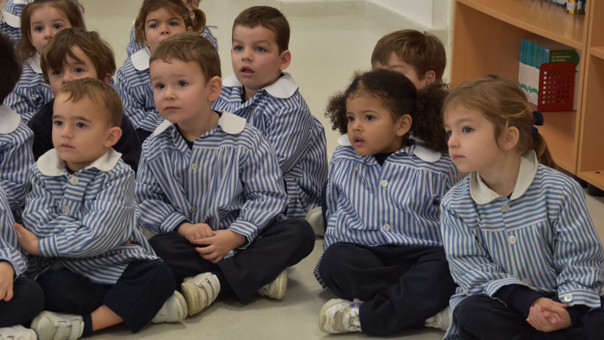 CEUAndalucia's tweet photo. “Cuenta conmigo”, una iniciativa del Colegio #CEU San Pablo #Sevilla para fomentar la #lectura https://t.co/QUwG0oJgP9 #oratoria #lectura #valoresCEU 
@btarifaper @BareaRafael @GonzaloArribas4 @ColegiosCEU @acdp_es @Inmarn07 https://t.co/QsuP7X0Lkf