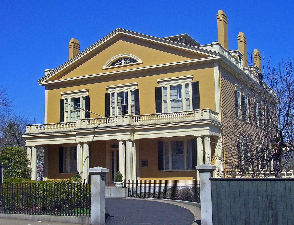 New Bedford also features this house, built for a wealthy whaling family by the young Richard Upjohn, his very first work and utterly unlike the Gothic stuff he came to be known for. odd.