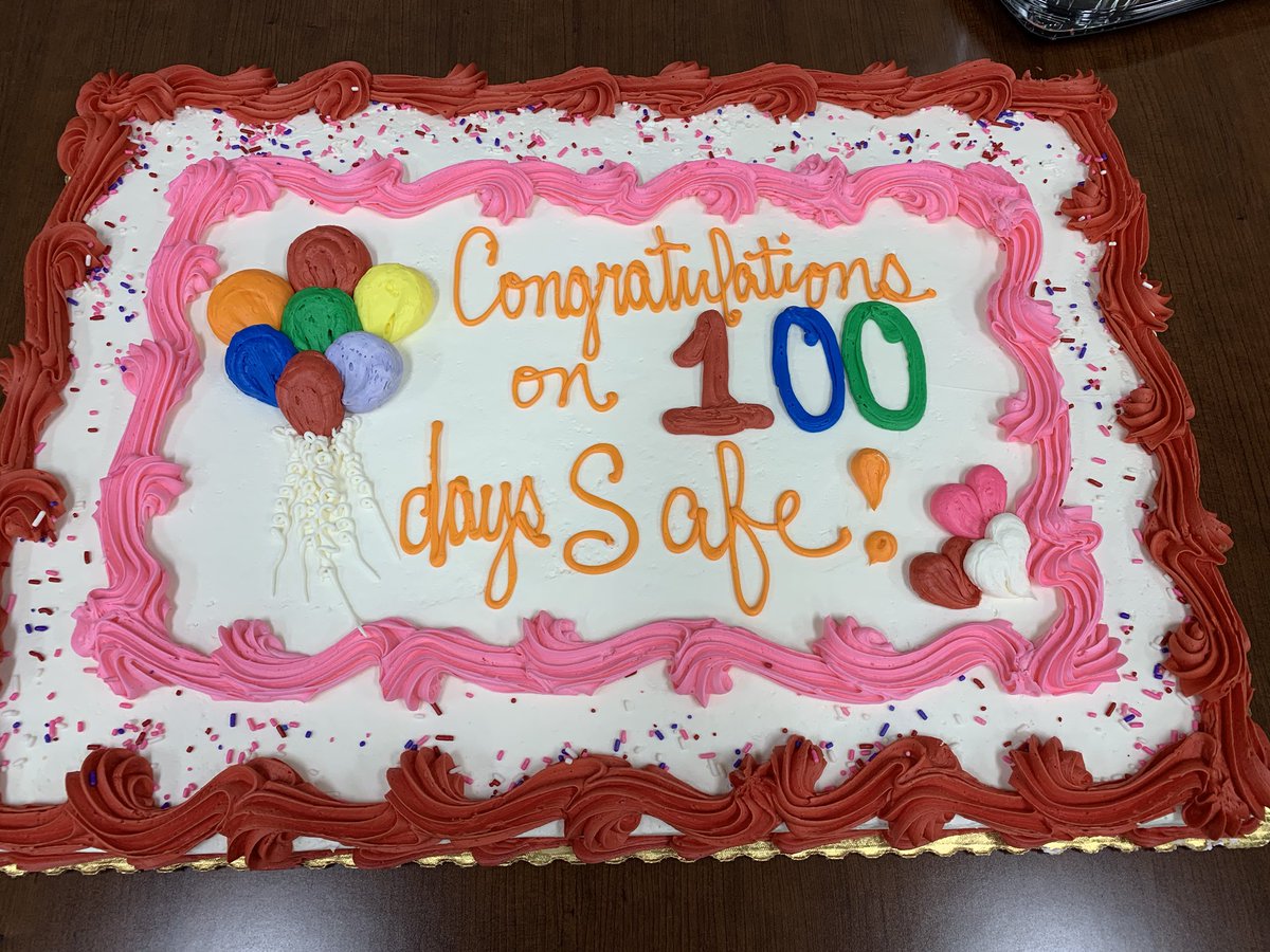 Time to celebrate!! 100 days safe! Great job team! #safetyispersonal #welovecake #D104 @MeganTorresD104 @John_Lerch @HomeDepot3860 @kat4731 @DustinBright7