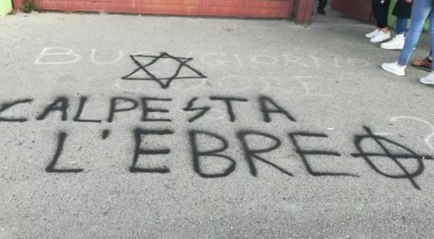 Condanna unanime dalla Regione Lazio in merito alle scritte antisemite scoperte oggi sui muri degli istituti Pascal e Ipsia a Pomezia. In programma una visita dell'assessore alla scuola Claudio Di Berardino alle due scuole per parlare agli studenti e per esprimere solidarietà