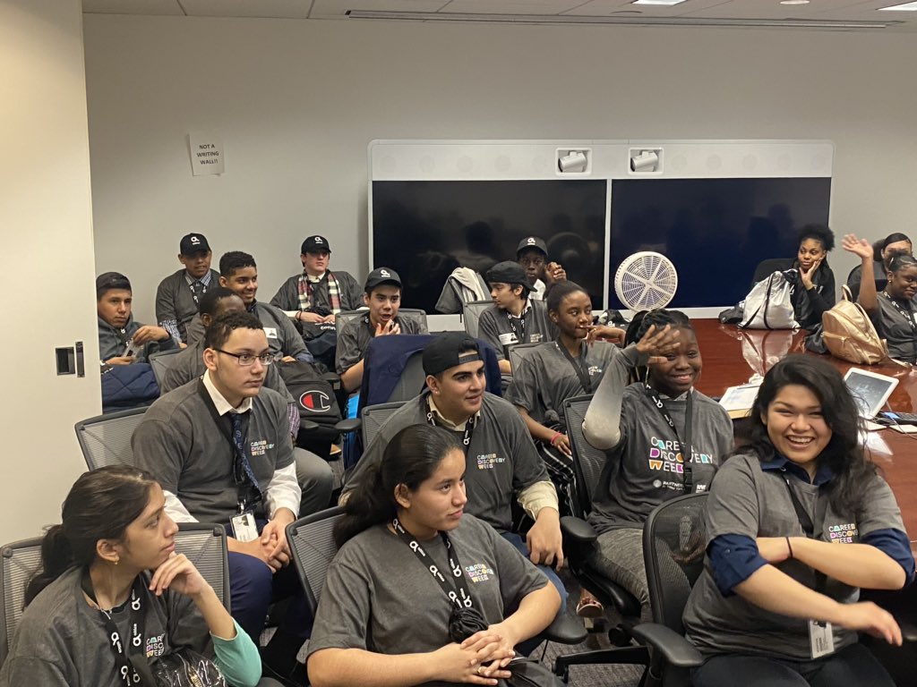 therockRaul's tweet photo. #CareerDiscoveryWeek offering EXPO the best opportunity ever at this week NYC DOE Carrer Week. Thank you for this amazing experience https://t.co/VvU7PMmZtl