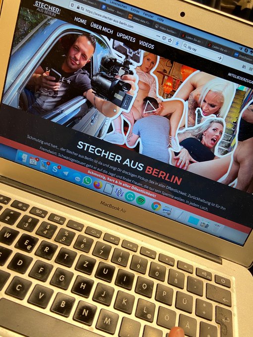 Meine Lieblingswebseite https://t.co/0rIGyOqqlM! <3 @Andy_Star_6 @vegas_lana @SophieL03261271 @joleeloveberlin<a href="/tag/newepisode"class="tags"><span>#newepisode</span></a>