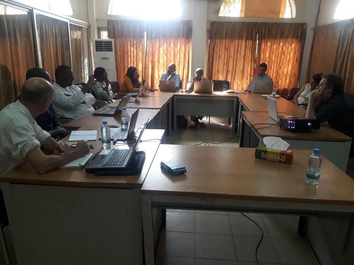 progKEY's tweet photo. Mini-séminaire pour la restitution du rapport de la 3ème Évaluation Itérative du programme KEY menée par le @GroupeURD

#progKEY #AfricaTrustFund @europeaid @JuttaUrpilainen https://t.co/4sbwflyyGL