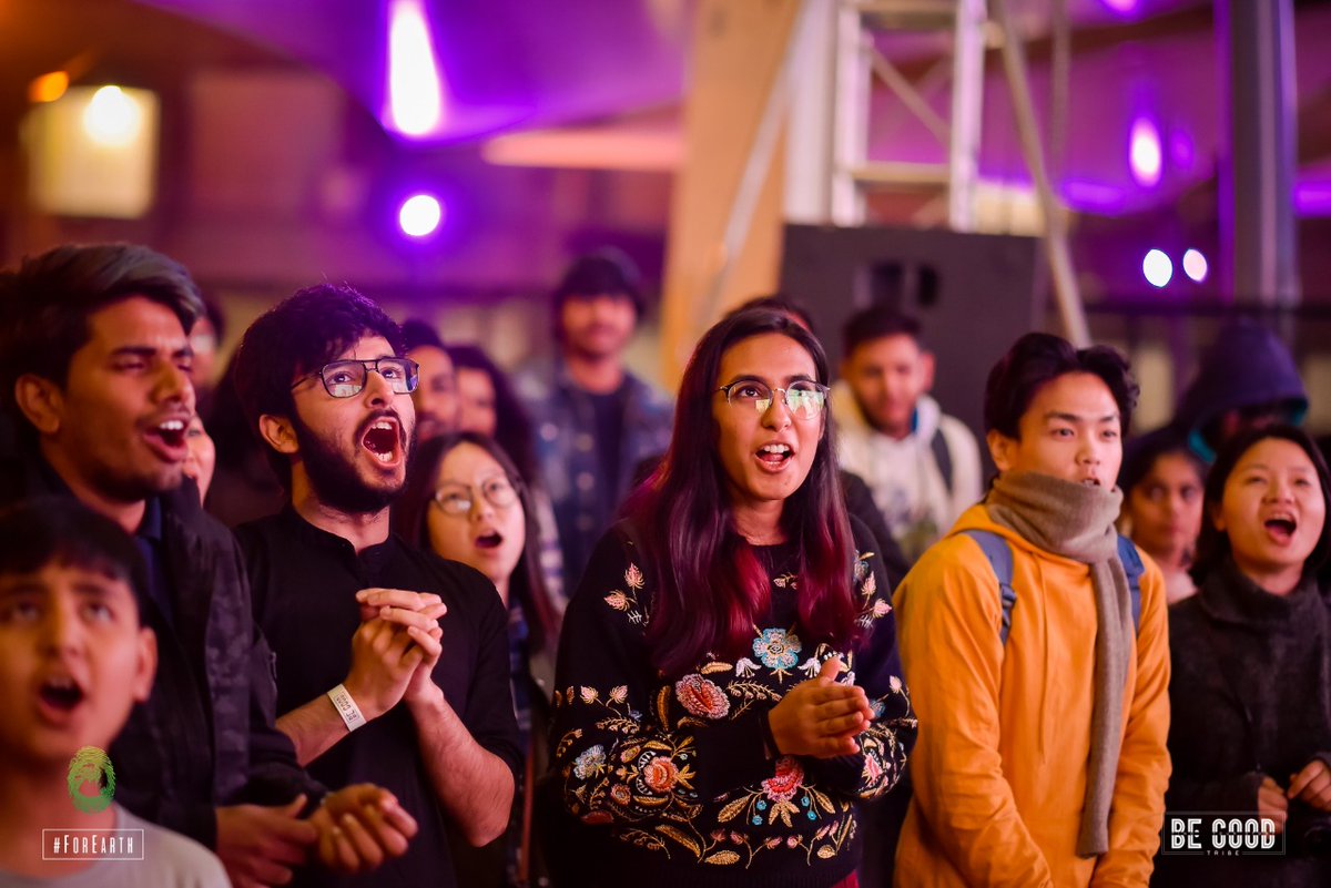BeGoodTribe's tweet photo. Reminiscing the night from the first weekend of the month that brought together a tribe #ForEarth. Happy faces captured during the festival with the melody of Seev & The Dreamers, @MidivalPunditz @lifafaxxx & @tabachake1992 🌍🎵
BeGood #BeGoodTribe//@panasonic_india @dlfavenue https://t.co/L7aS3wYVcn