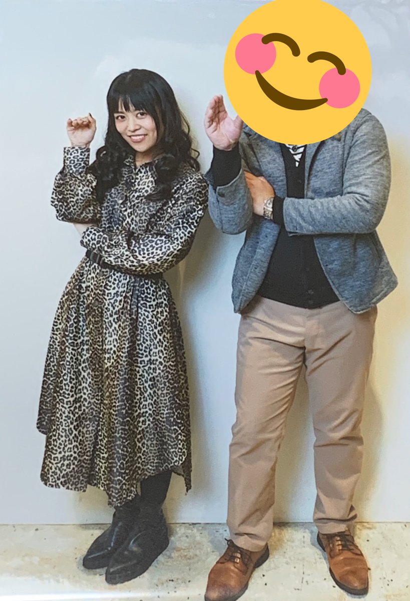 makimura_123's tweet photo. 合成写真じゃないよ❗️笑
写真展の特典です‼️
帰宅後、作品共々無事に受け取れました😆✨

ゴブラーーッ🐍＆Roseliaポーズ🌹
#相羽SECRET https://t.co/oi4r4qDCQA