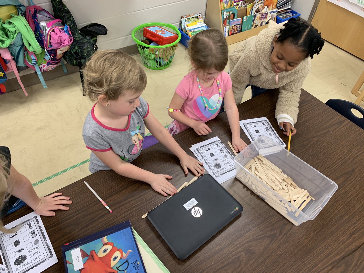 MrsBurnsPreK's tweet photo. Working together and exploring with different tools for measuring this morning! @NISDMireles #JAMkinder https://t.co/slgpQvhCMw