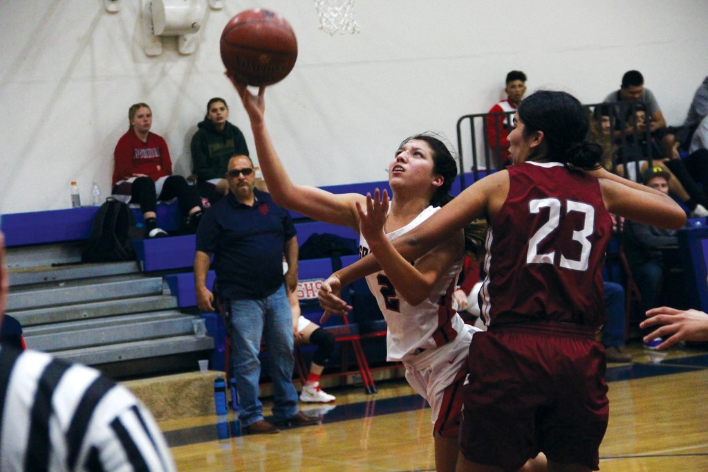 TheSunGazette's tweet image. Jazmine Soto breaks county point record | @Jerm_10 #StrathmoreCA #basketball thesungazette.com/article/sports…
