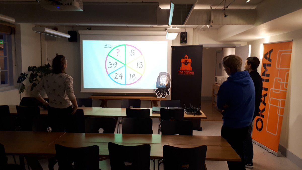 CoderDojoKhmn's tweet image. Taggade mentorer inför kvällens nypremiär av #Coderdojo. Denna gång #python-edition. #code #future #fun #karlshamn