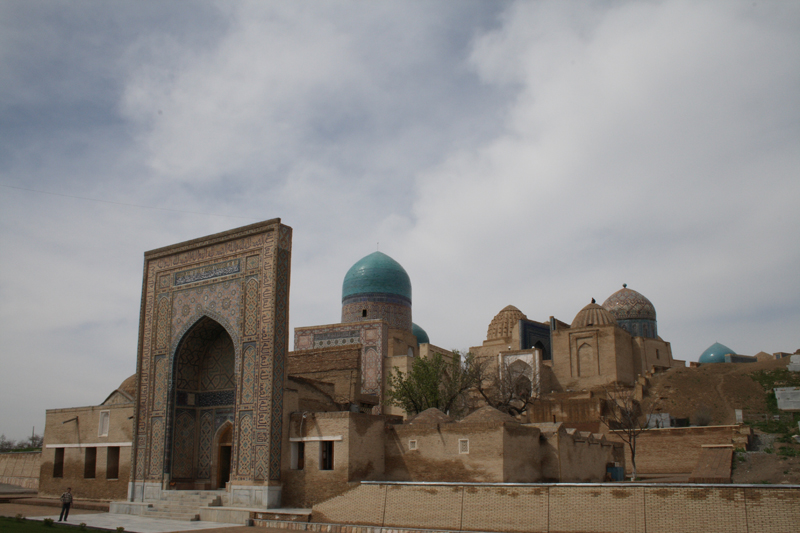 Shah-i-Zinda (Persian: شاه زنده, meaning "The Living King"), a necropolis in the north-eastern part of Samarkand.The Shah-i-Zinda complex was formed over eight (from 11th till 19th) centuries and now includes more than twenty buildings.