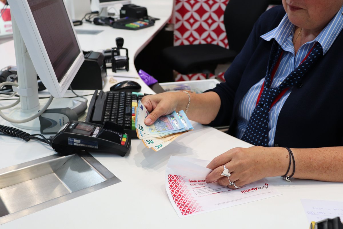 STN_Airport's tweet photo. Getting a good exchange rate before setting off to your destination abroad is a good start of your trip! Save money and time with @moneycorpTM's Reserve & Collect service >>> https://t.co/EFNwI8Pkok #TravelMoney #savingmoney #currencyexchange #ReserveandCollect https://t.co/fENeoNbskJ
