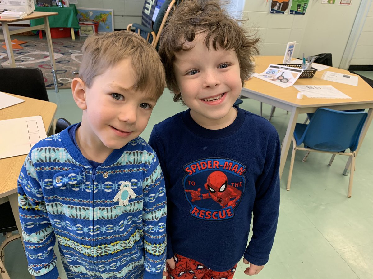 StEdwardKings2's tweet photo. So our students seemed to roll out of bed this morning and came to school with their pajamas on. It’s Pajama Day at St. Edward as we celebrate day 3 of Kids Helping Kids! @niagaracatholic @StEdwardKings2 @niagarachildctr #comfypjs https://t.co/xbovUDSwfN