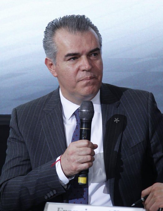 "Witness together with the members of the <a href="/cceoficialmx/">Consejo Coordinador Empresarial CCE</a> the presentation of the Social Dimension Decalogue for Mexican Companies, headed by Carlos Salazar Lomelín.
The private sector is key to the development of our society and the nation as a whole." President <a href="/fcervantes5/">Francisco Cervantes Díaz</a>.