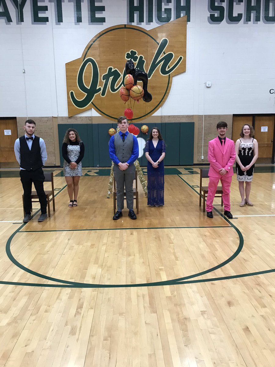 Our handsome Winter Shamrock King candidates. 💚 <a href="/LHSIrish/">Lafayette High School</a> <a href="/lafstuco/">@Lafstuco</a>