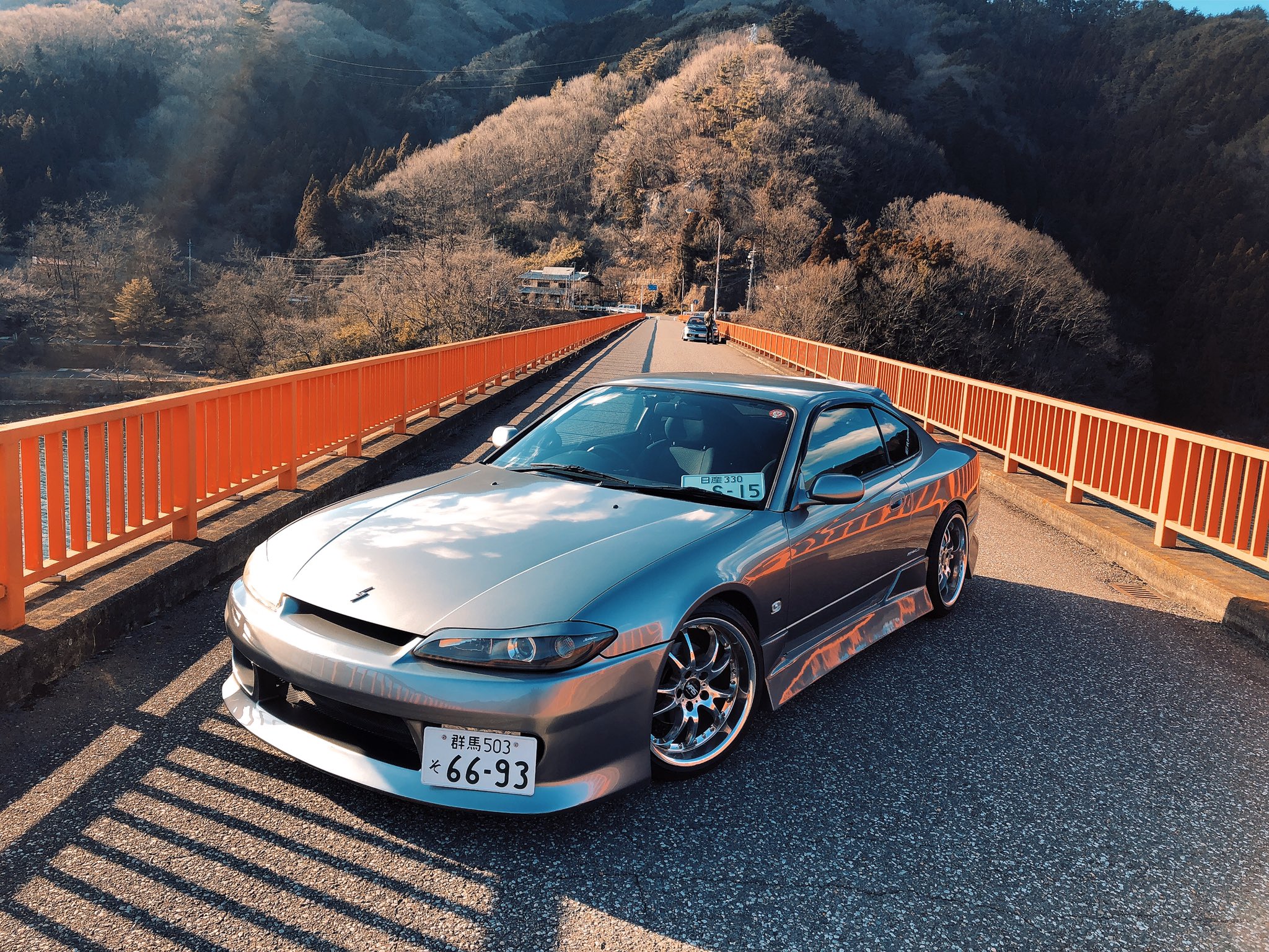 Sho 全日本シルバーの車はかっこいい選手権 流行りに乗ってみた笑 T Co Y4ymhswi6d Twitter