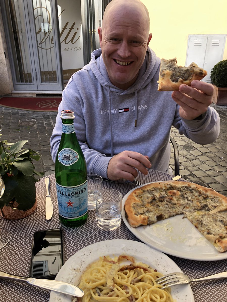 sandra42273563's tweet photo. 20 years married to @GeehanDave ❤️ celebrations in Rome day 1.        🍷🍕🇮🇹 https://t.co/sB9lOzCsXM