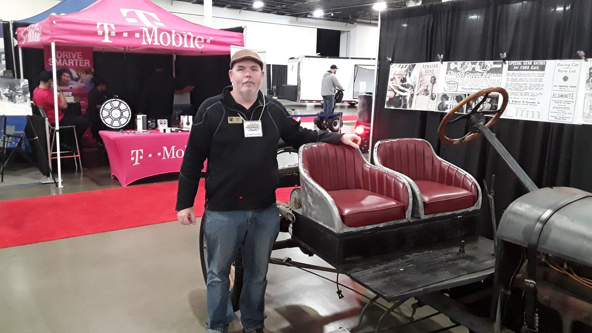 FordPlant's tweet photo. Join the staff of the Ford Piquette Avenue Plant at the Suburban Collection Showplace for the Novi Hot Rod & Racing Expo. See a Ford Model T Speedster. #novi #hotrod #carshow #suburbancollectionshowplace #Ford #modeT #speedster https://t.co/9cP0CtMtuM