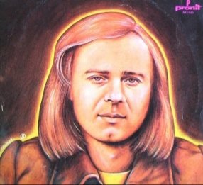 Marek_Pek's tweet photo. Słuchaj, to jest zwyczajne świństwo
Tak się nie mówi "do widzenia"
Nie można wyjść ot, tak
W połowie snu i w pół marzenia
Jeszcze wiruje Twoja płyta
Jeszcze się Tobą ekran pali
Pod zimnym światłem gwiazd
Jak ciężko żyć tym, co zostali...
Czas ołowiu...RIP ❤ #Lipko https://t.co/Dcq0lC7VqJ