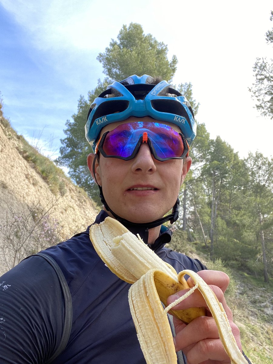 Always time for a banana break ! #calpe #trainingcamp