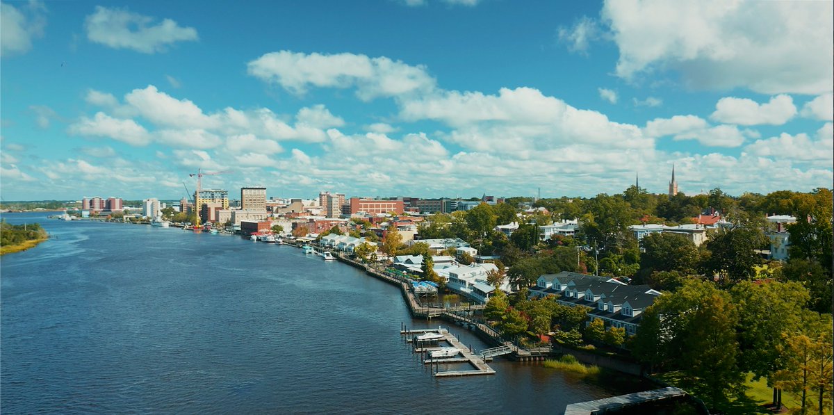 Wouldn't it be nice to have your whole trip planned for you? Enter to #win a #wilmingtonnc vacation of your dreams. Go to <a href="/HotelBallast/">Hotel Ballast</a> FB for more information and good luck!!
Photo <a href="/CassianFilms/">Cassian Films</a>