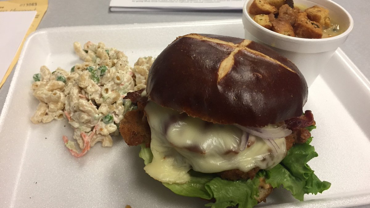 CoachMiller_CHS's tweet photo. No...this is not Panera or Chipotle...it's better...and it's right here in the Conant Faculty Cafe! Back-to-Back mouth watering entrees for lunch right here! Chicken BLT on Pretzel Roll and the famous Carnitas Twin Tacos! #NoLeftOverLunch4Me @ConantCougars #Tammy #ChefLaura https://t.co/VLiyxty8Dz