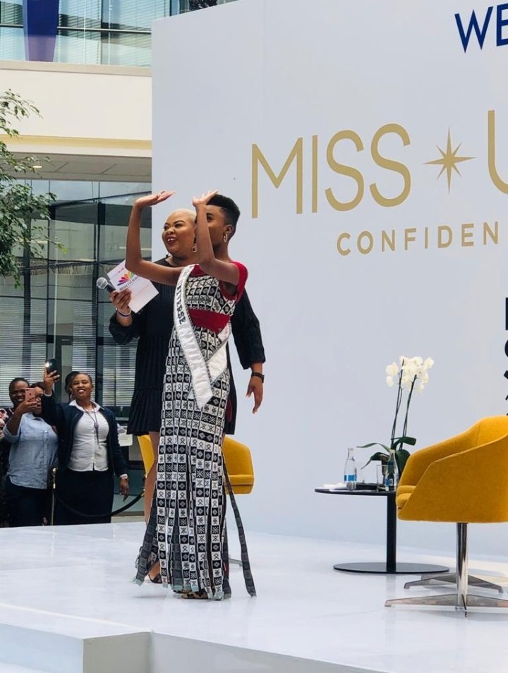 Tl0uM's tweet photo. @Anele @zozitunzi
🥺🥺🥺🥺🥺🥺🥰❣
#MultichoiceGroup https://t.co/DPpBIoLpg3