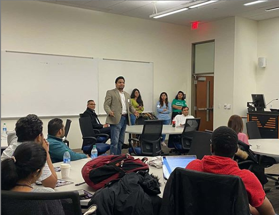 itm_utdallas's tweet photo. One of the most fun-filled and interactive session hosted by the ITM SLC is the #SpringMixer! New students get a chance to connect with peers and professors, have some food and play some fun games!
#utd #utdallas #ITM #itmslc #welcome #jsom https://t.co/vkNvymhwt0