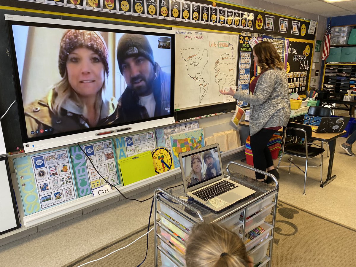 MissField5's tweet photo. Now this is redefining education today @BBEschools What an opportunity for our students to travel to England with @tesschoenberg and Adam Gregory!  Breaking down the walls with technology!  Thank you again for taking us along on your tour!  @Gullickson1st @kristinebents https://t.co/kLBS28dXUD