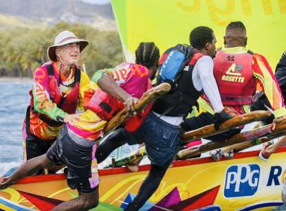 ClaudeTITINA's tweet image. Il y a 3 ans déjà @YBourgnon promettait à notre @RotaryFDF de revenir avec ses copains #navigateurs de renommée mondiale ! Chose faite le week-end dernier au #Diamant #Martinique pour soutenir la candidature de la #yole au #patrimoine immatériel @UNESCO_fr #voile