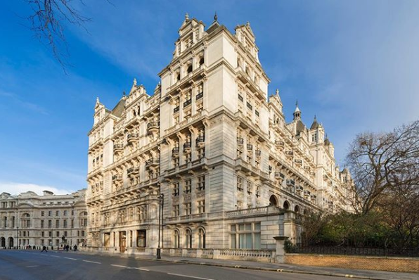 EnotriaCoe's tweet photo. There is still time to register for our Wanderlust tastings! Choose your city: Brighton, London, Leeds or Edinburgh and register for the event: https://t.co/BNKF0GliL4 #wanderlust #roadshow #winetasting #wine #winelovers #enotriaevents #enotriaportfolio #enotriacoe https://t.co/eaQYXAZV3r