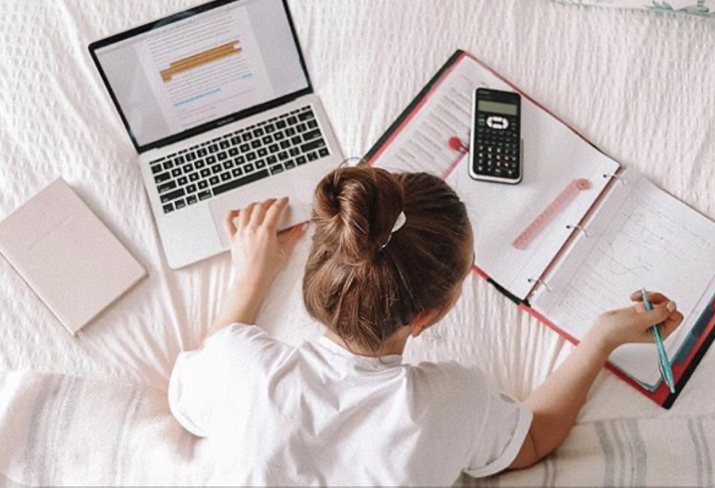 turboassistant's tweet image. Don&apos;t study because you need to 🤓
Study because knowledge is power 💪
Study because they can never take it away from you 🙌
Study because you want to know more 📚🧮
Study because it enhances you 😃
#studymotivation #studentmotivation #studypower #study #studying #studynow