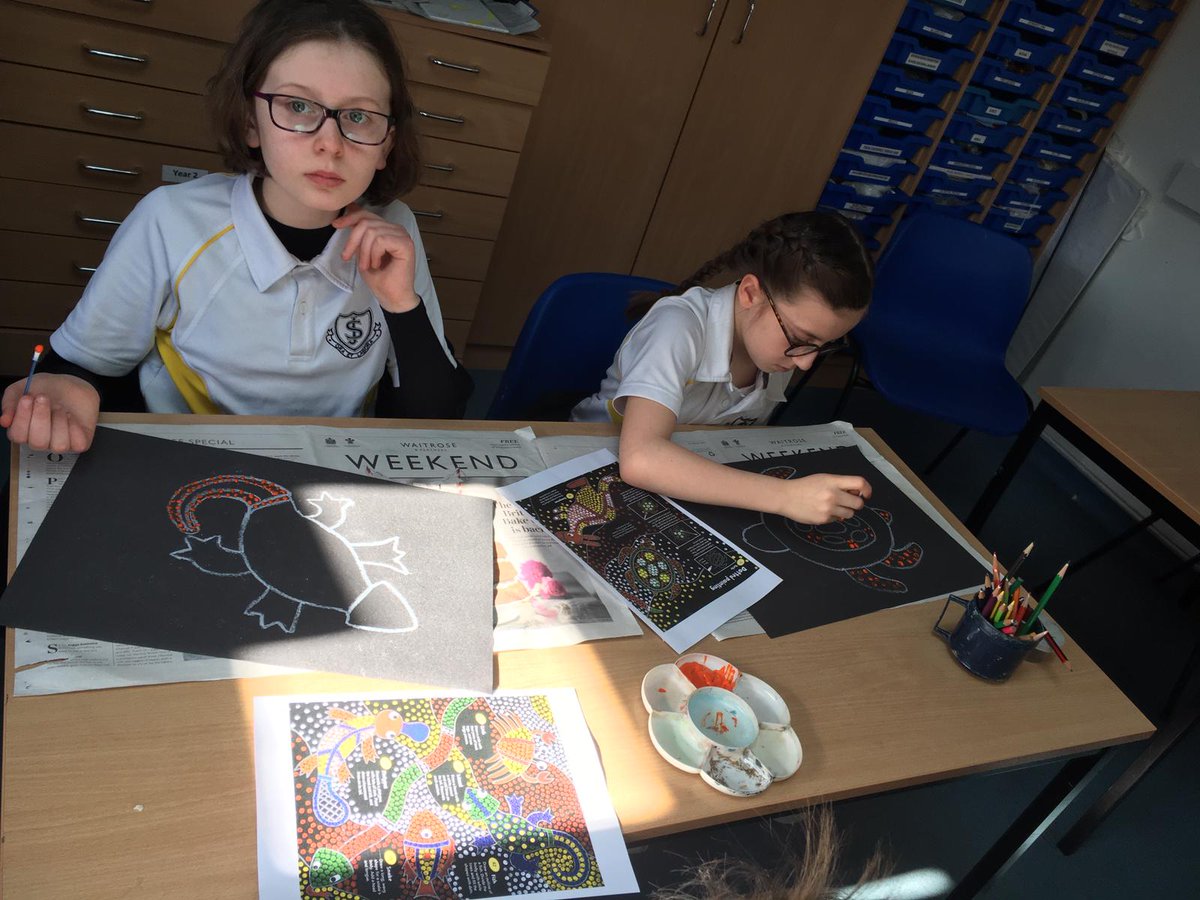 fromthepark's tweet image. Woodlands children enjoying Australia art today as part of #Travelweek2020
