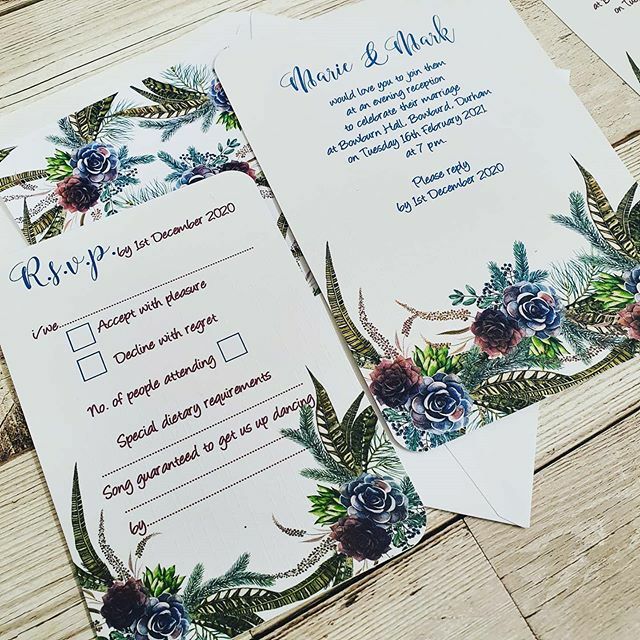 SuePixieSimpson's tweet photo. 💙 All in a days work 💙
Save the gates- 2 ways.
A6 flat or A7 tag style with ribbon.
What's your favourite? https://t.co/xozo82dP0Q https://t.co/e6CKOBsXY7