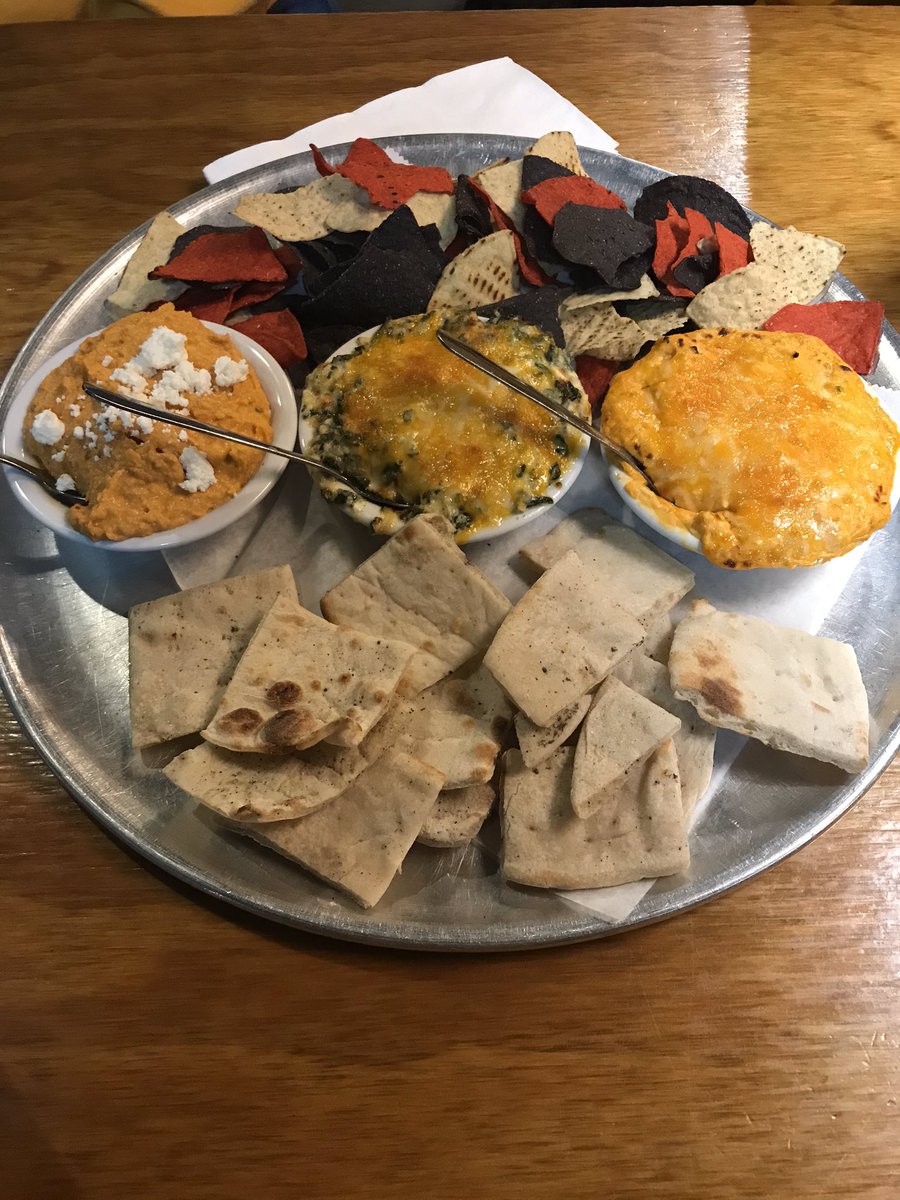 DarthRader_'s tweet photo. Here @mtnstatebrewing for some pregame vittles! #HailWV #WVU #KUvWVU #LetsGoMountaineers #ColdTrailAle @ https://t.co/ALSSQyNTk4