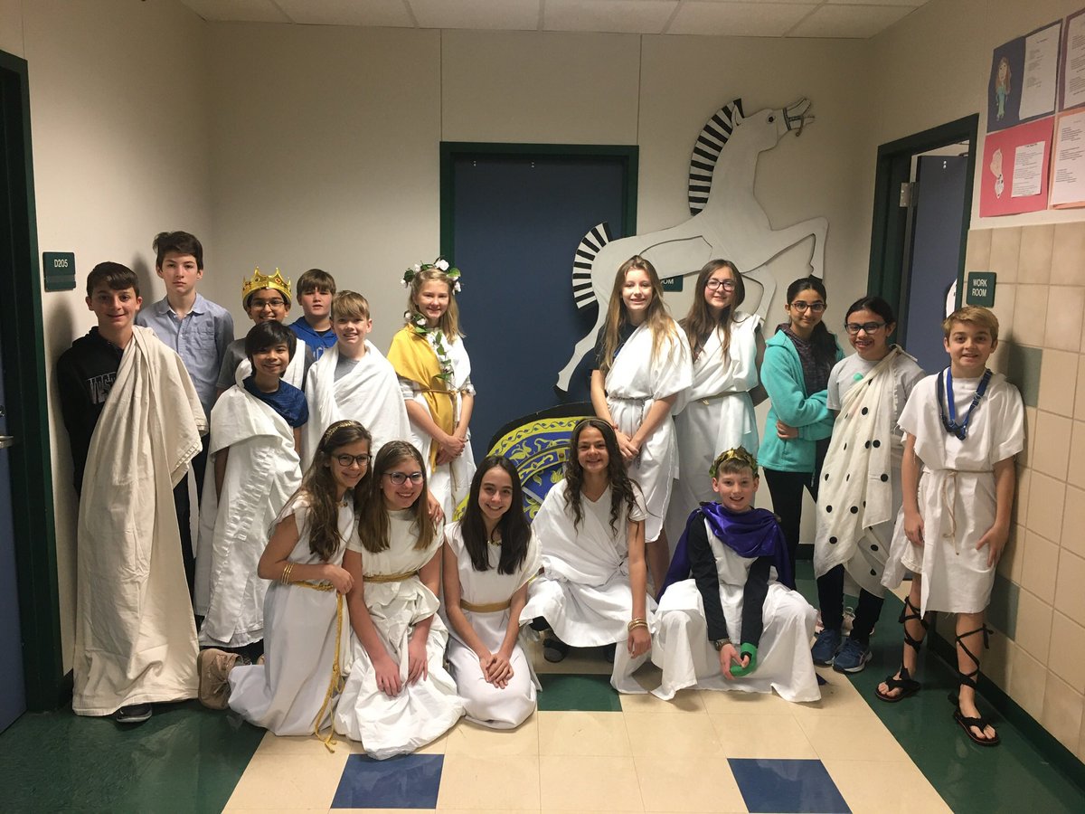 Greek Day -1st class- 🏹🎭<a href="/EubanksDragons/">Eubanks Intermediate</a>