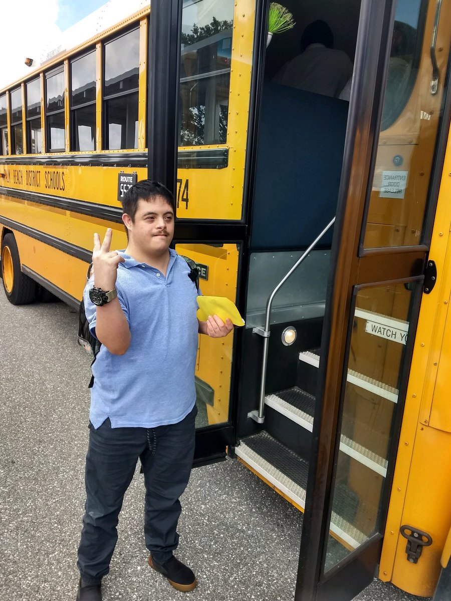 Maggie Brach tweet media