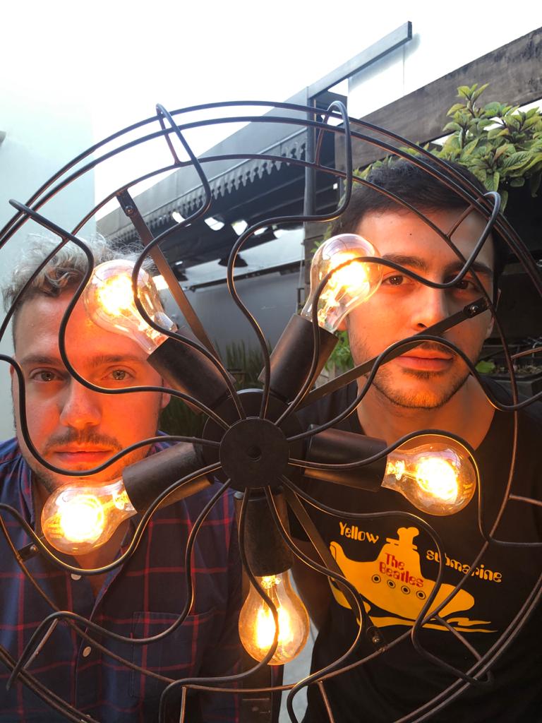 #AnocheceFerpecto 🏖️ hasta las 21 con <a href="/CRISHENDRIXX/">Cris</a> y <a href="/TomiSanJuan/">Tomi San Juan</a> 

Hoy Tom y Jerry cumplen ¡80! años y hablamos sobre duplas inseparables 👫👬👭

¡Se van dos entradas para el Festival Buena Vibra <a href="/BuenaFestival/">FestivalBuenaVibra</a>! 🔥

📱 Mensajes y notas de voz al 2214194952 📱