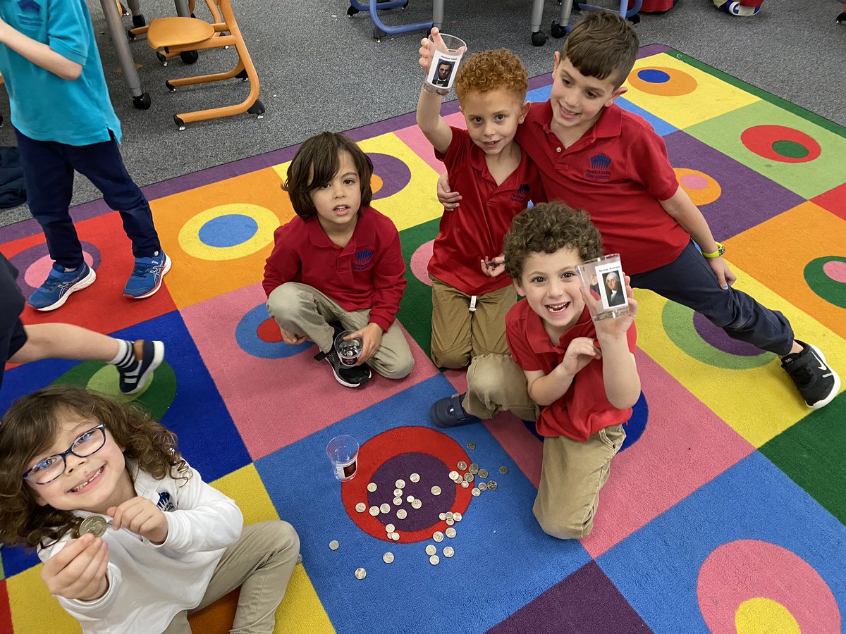 MrsShell_TDA's tweet image. Sorting coins by the presidents who are on them for Presidents Day! Please ask us why each president was special enough to have this special honor. #davisk