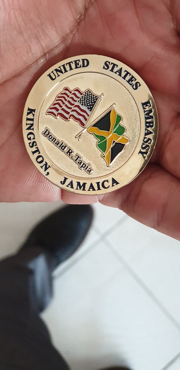 DARRENVIRTUE's tweet photo. Thank you for the token Ambassador Donald Tapia. It was pleasure meeting you, Capt. Johnsen of the Marine Corps &amp; members of the US Coast Guard. On behalf of @newprovidenceja I would like to extend our appreciation for your donation. 🇯🇲🤝🇺🇸 #ProudChairman # https://t.co/8UI9znqsWc