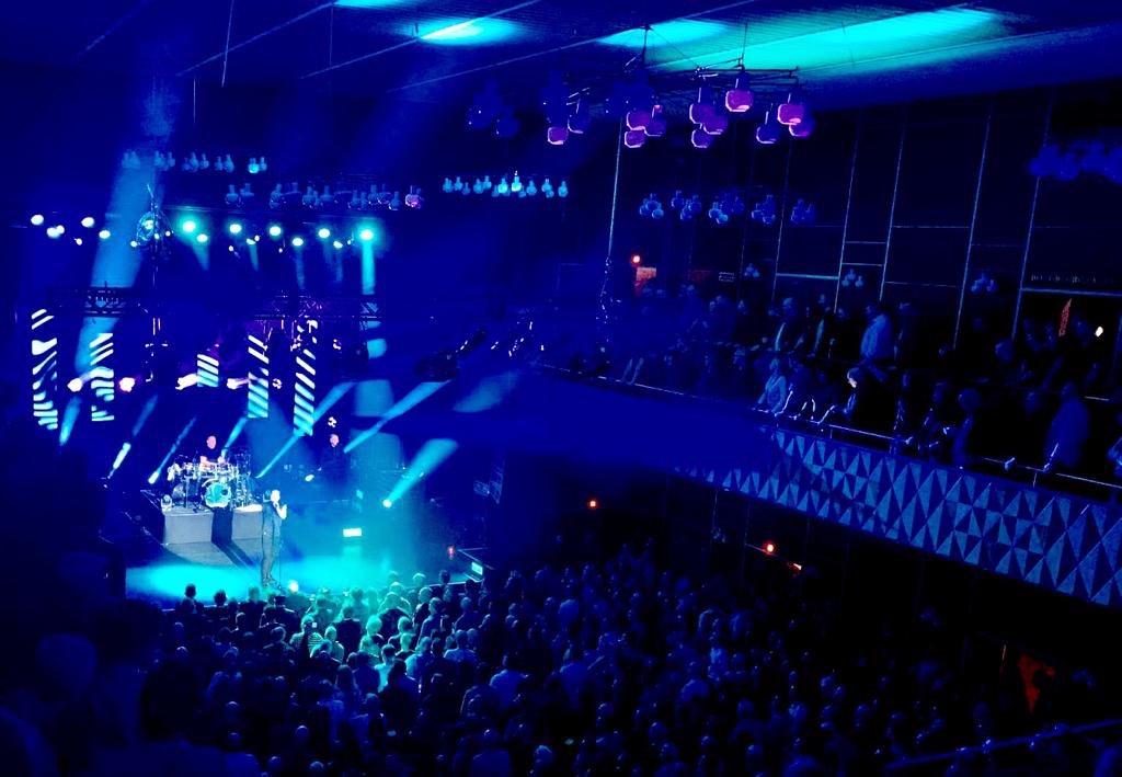 Only our third ever concert in Copenhagen, but what an atmosphere. And thank you to local heroes <a href="/SoftWaveMusic/">SoftWave🌊</a> for playing the last four shows with us. We shall return!