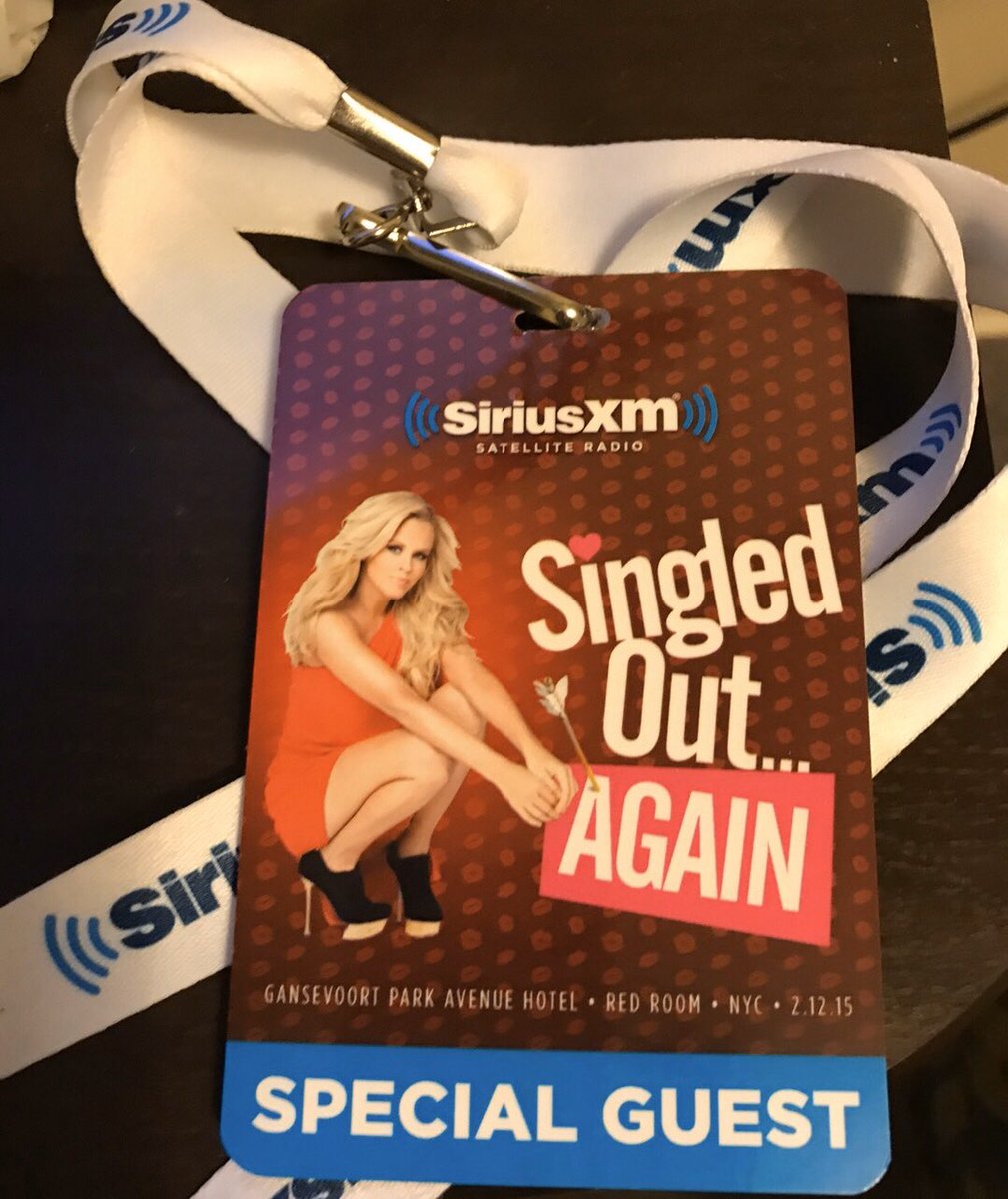 megspptc's tweet photo. I don’t know where time is going because this feels like it just happened so how it’s been 5 years is beyond me 💞 #SingledOutAgain was SO MUCH FUN!!! #JMShow @JennyMcCarthy @DonnieWahlberg @SIRIUSXM @RunningMan215 @molaikowski @yourbabygirl81 @RnBPoPWrytr @heathermarieO https://t.co/LU8ysWH3eW