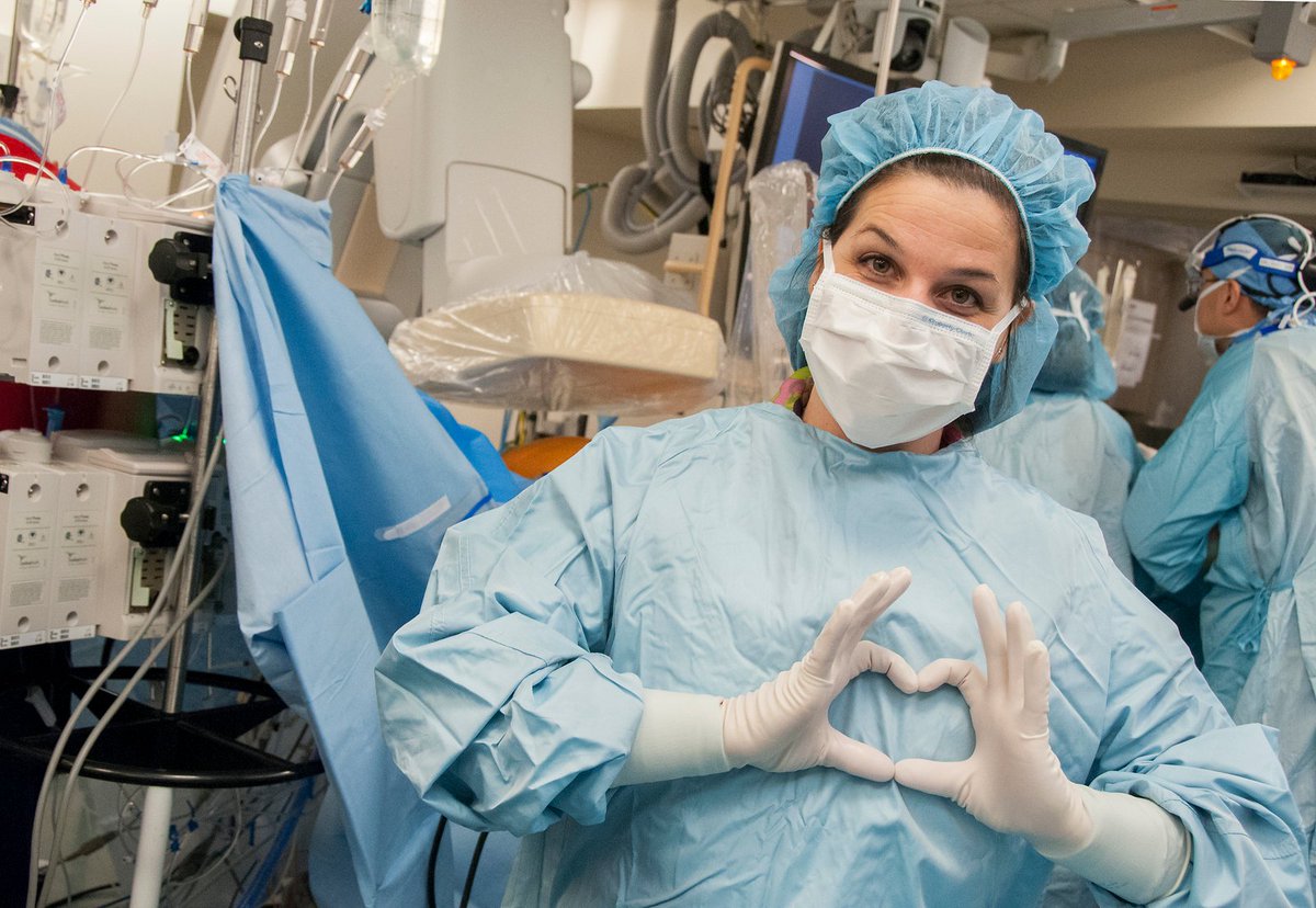 UWashington Heart Institute (@uwmedheart) on Twitter photo Heart attack symptoms don’t always look the way they do in the movies when someone suddenly clutches their chest and falls over. UW Medicine Heart Institute cardiologist Dr. Kathleen Kearney debunks some heart health myths: bit.ly/2tSNawD
<a href="/UWCardiology/">UW Cardiology</a> <a href="/UWMedicine/">UW Medicine</a> Heart attack symptoms don’t always look the way they do in the movies when someone suddenly clutches their chest and falls over. UW Medicine Heart Institute cardiologist Dr. Kathleen Kearney debunks some heart health myths: bit.ly/2tSNawD
<a href="/UWCardiology/">UW Cardiology</a> <a href="/UWMedicine/">UW Medicine</a>