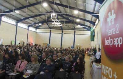 JudeMitchell_'s tweet photo. Hundreds of young ppl from Co Antrim at an event to promote a mobile app - that helps those struggling with their mental health &amp; addictions - to access the right support with just 2 taps of a phone @UTVNews https://t.co/u7bXDecTkl