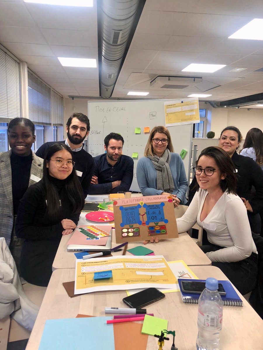 campusMIPIMITIC's tweet image. Le groupe SYPEMI travaille sur leur maquette de plateforme collaborative.

#UNIVCAMP #TIPI2020 #innovation #immobilier #numérique #UniversiteGustaveEiffel #IFIS #hackathon #créativité